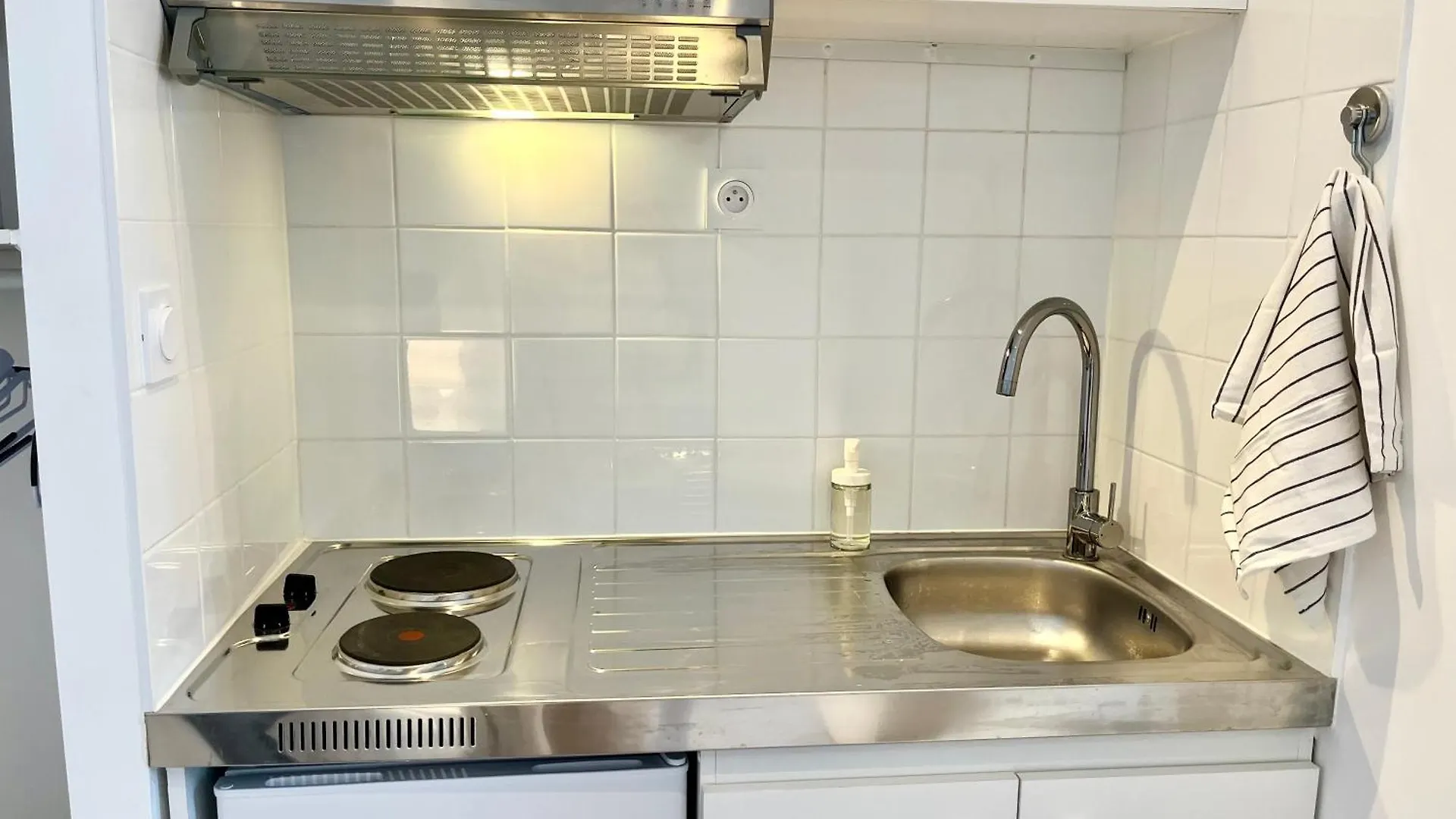 Apartment Petit Appartement Agreable Au Coeur Du 11E Arrondissement Paris
