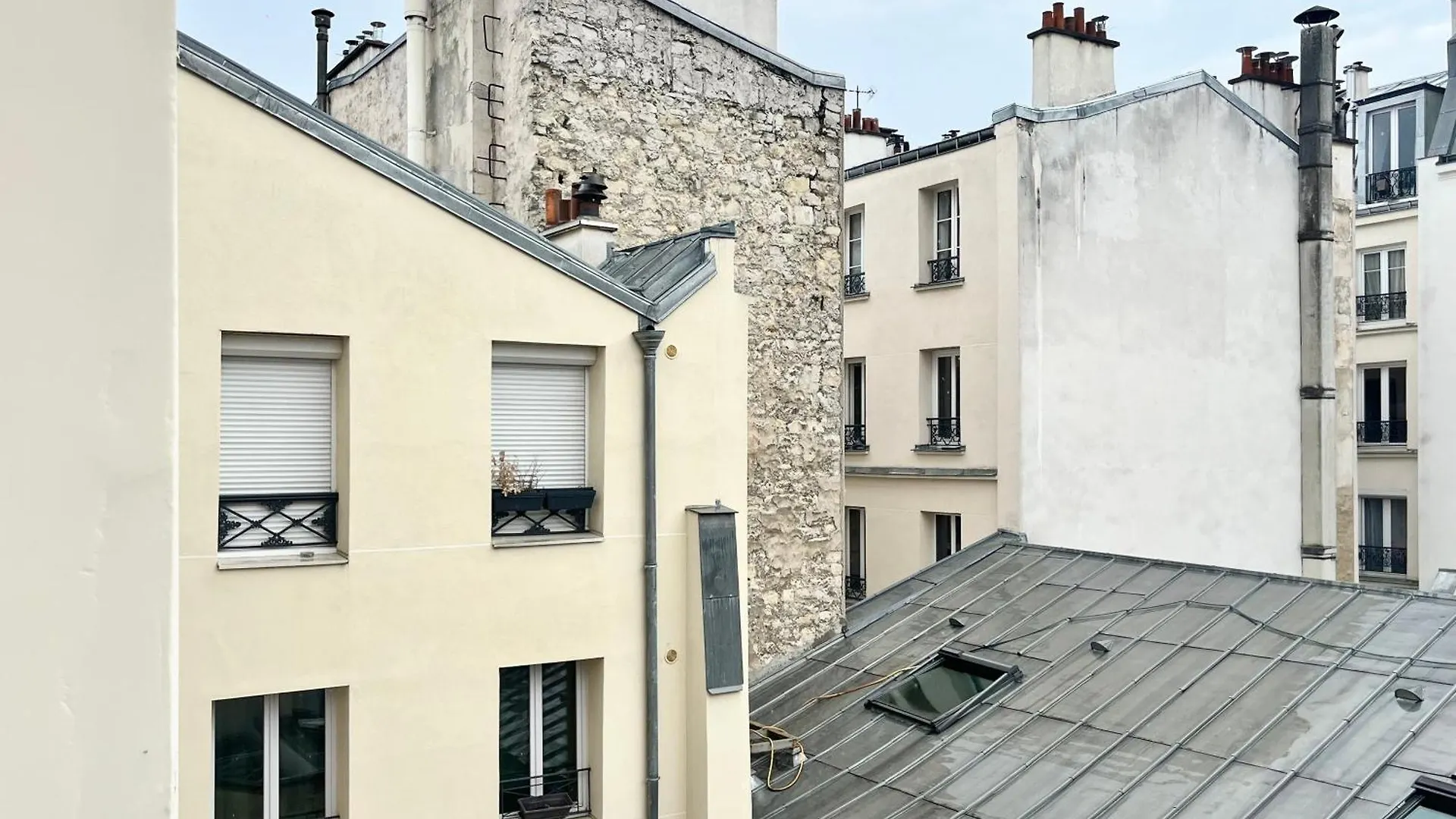 Petit Appartement Agreable Au Coeur Du 11E Arrondissement Paris France